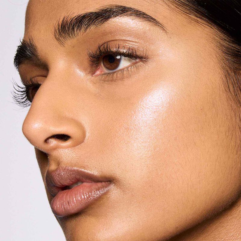 MAC Glow Play Bouncy Highlighter image number 6